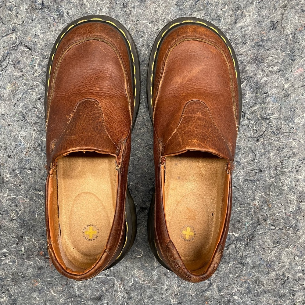 Dr. Martens vintage shoes Ladies US 9, Mens US 8